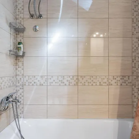 Awesome In With Wifi Holiday home Grebastica