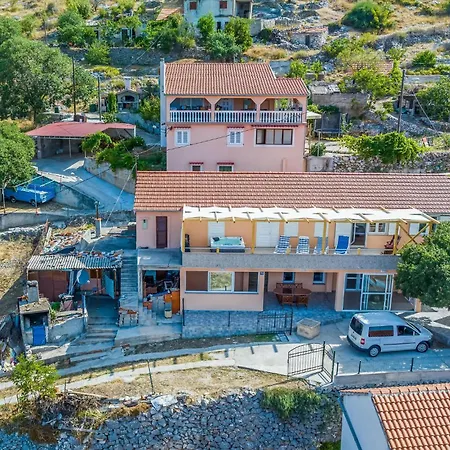 Ferienhaus Awesome In With Wifi