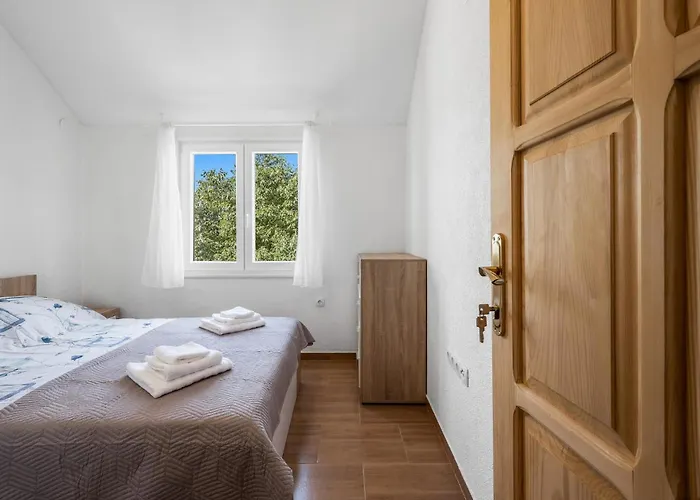 Awesome In With Wifi Holiday home